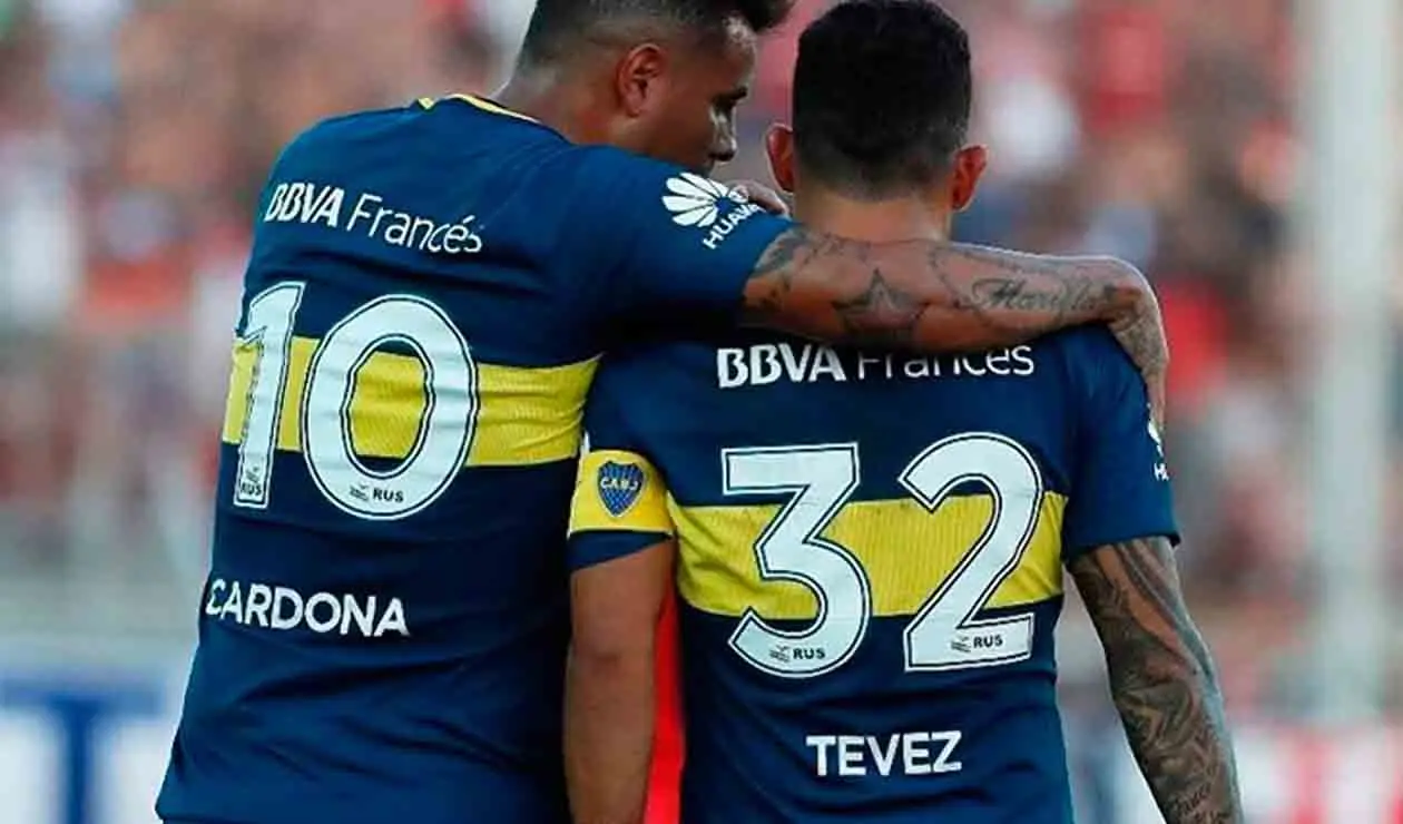 Edwin Cardona y Carlos Tévez