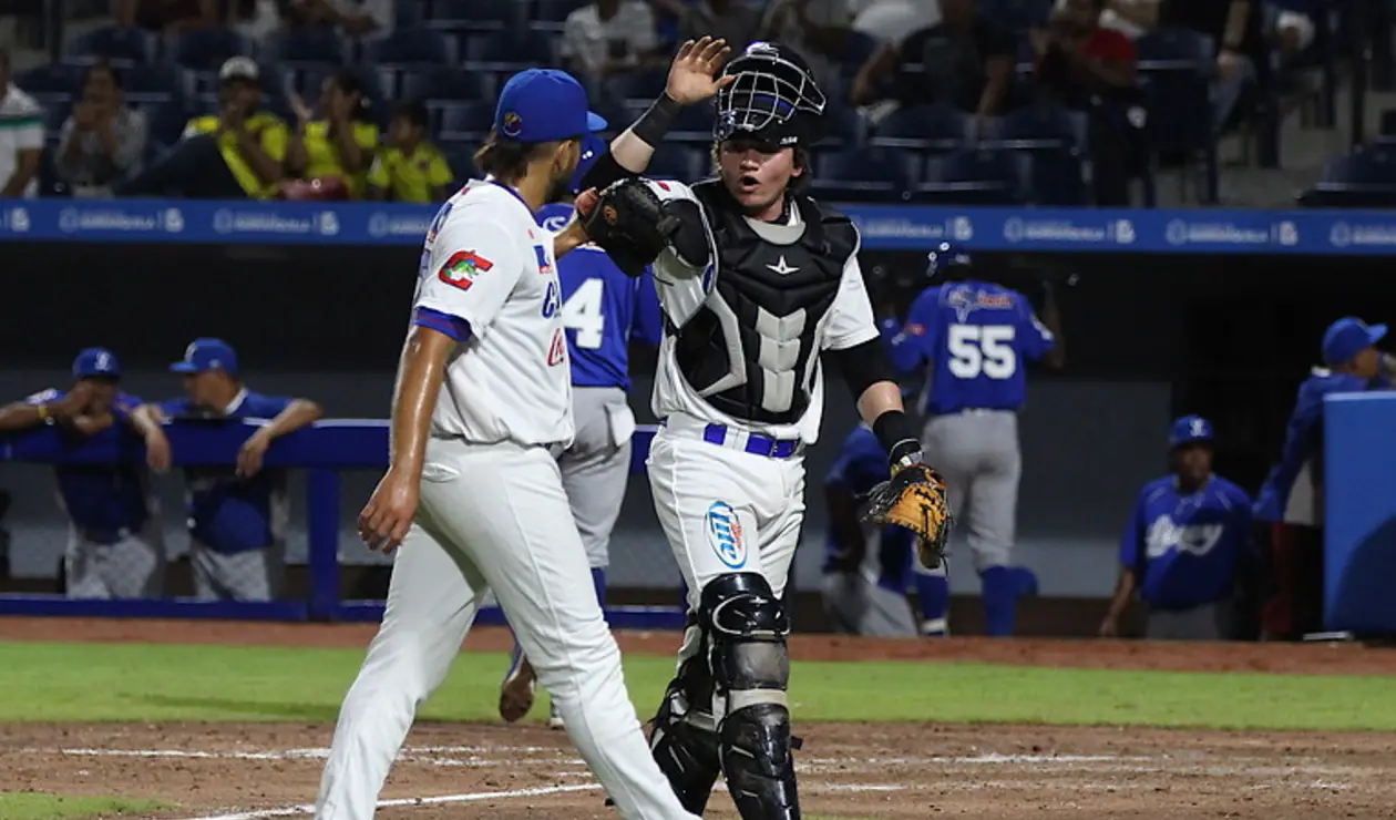 Tigres de Licey venció sin problemas por 5-0 al local Caimanes