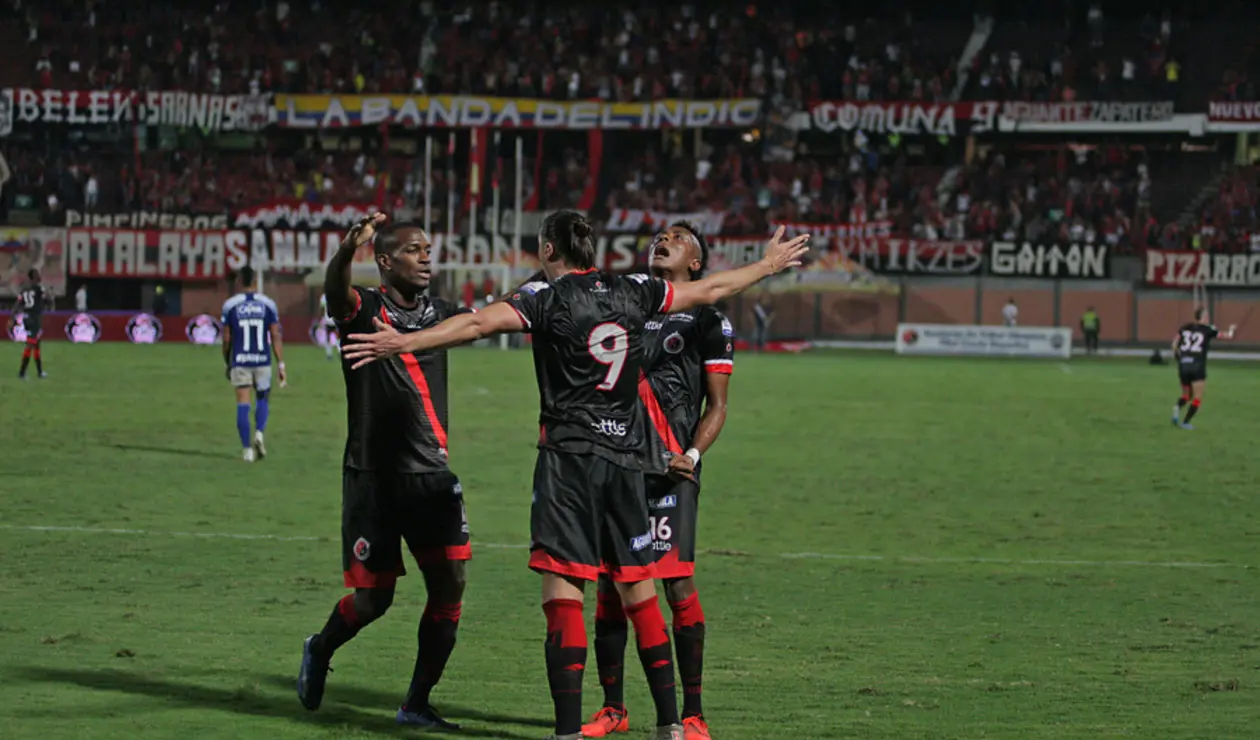 Cúcuta Deportivo. Jugadores celebrando un gol