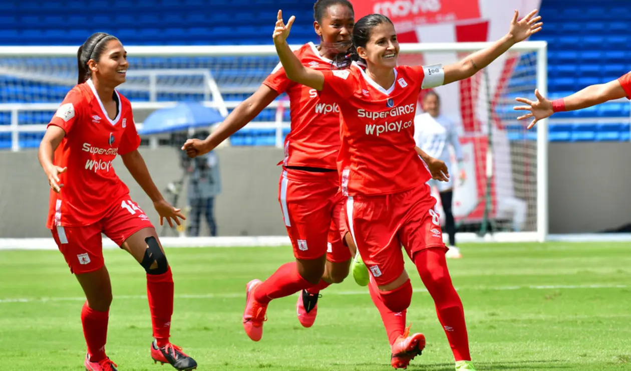 Carolina Pineda, jugador del América femenino