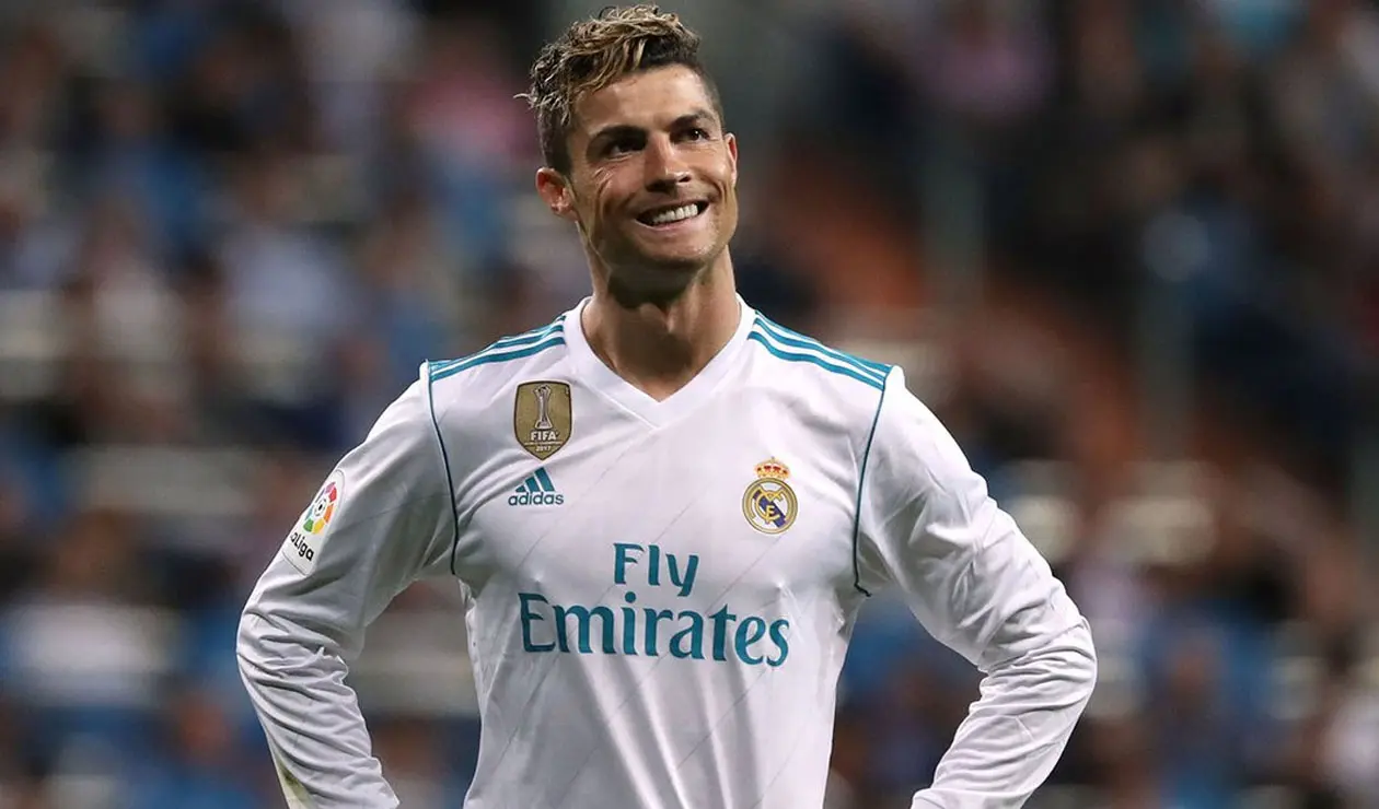 Cristiano Ronaldo - Carro