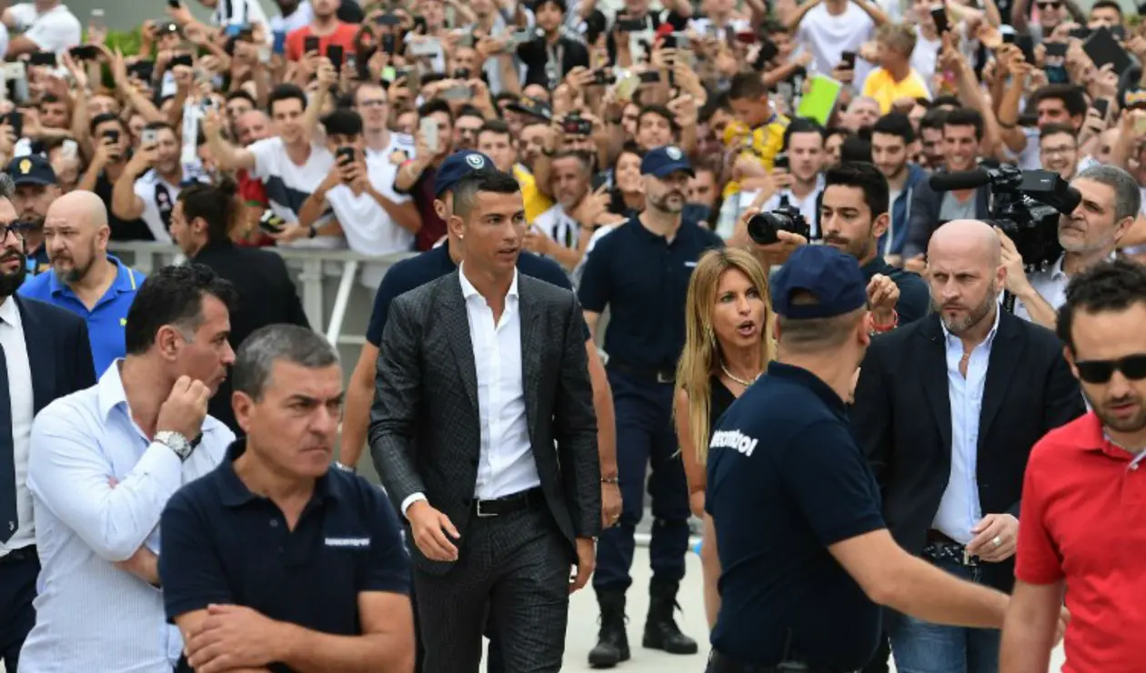 Recibimiento de Cristiano Ronaldo en Italia
