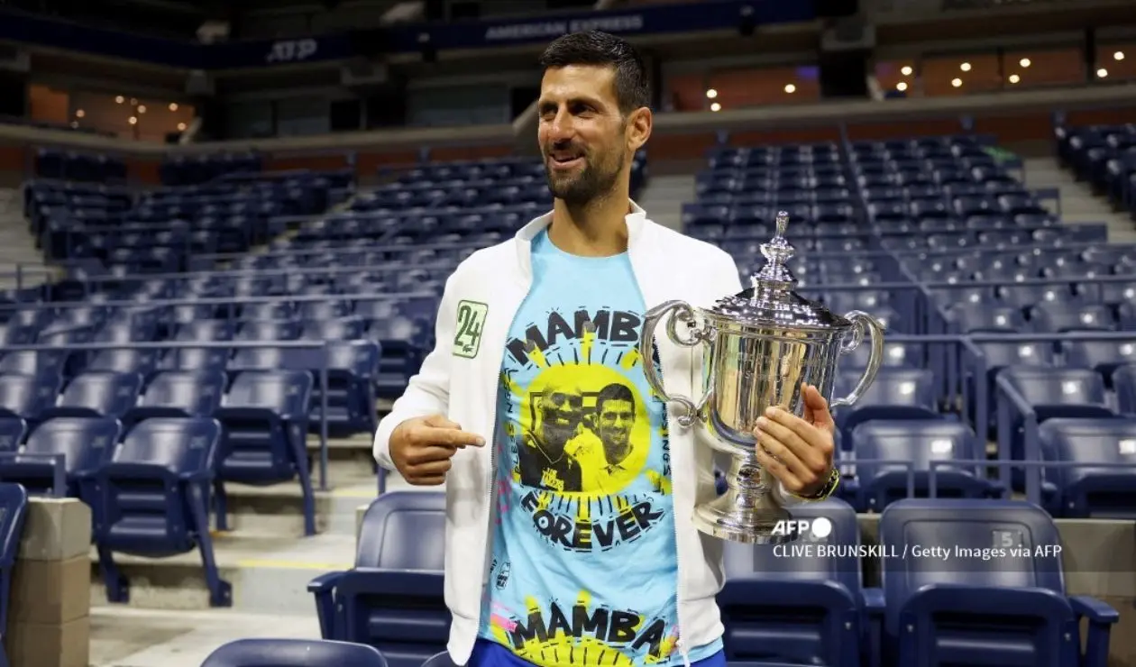 Video: Djokovic rinde homenaje a Kobe Bryant tras ganar el US Open