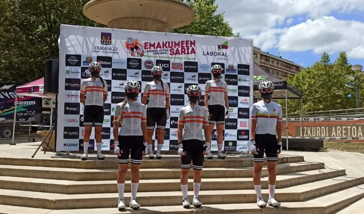 Equipo de ciclismo Colnago