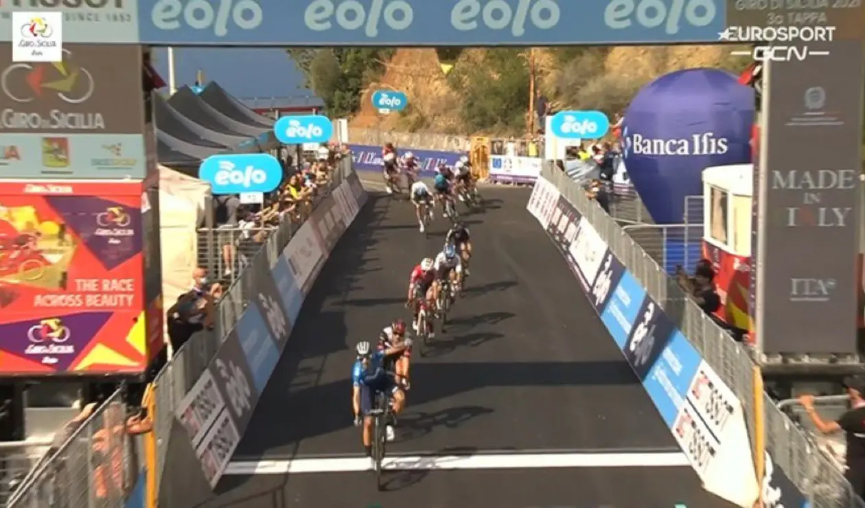 Jhonatan Restrepo, tercero tras etapa 3 del Giro de Sicilia