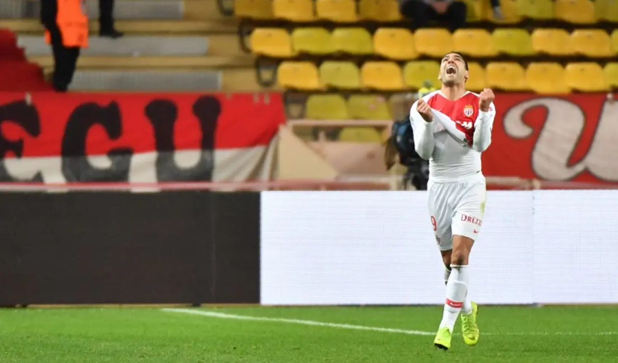 Radamel Falcao en el Mónaco