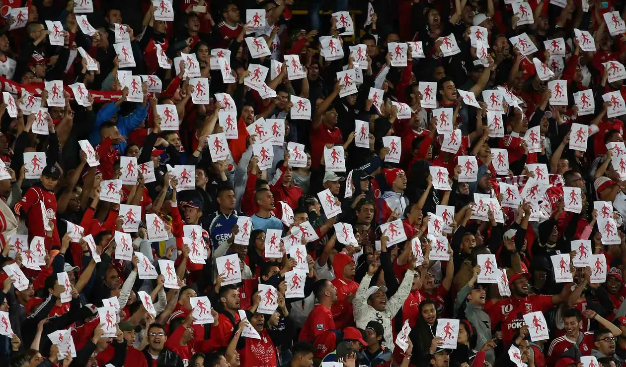 Hinchas de América