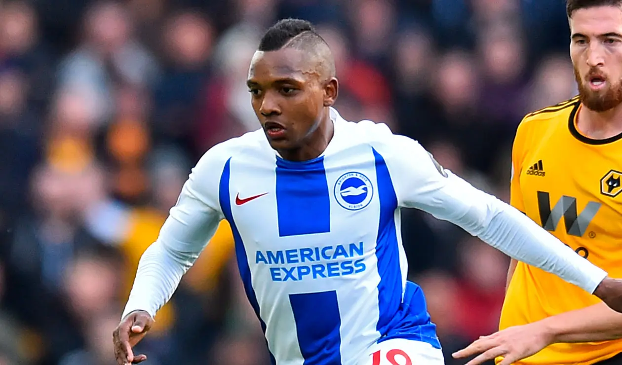 José Izquierdo en un partido con el Brighton en la Premier League. 