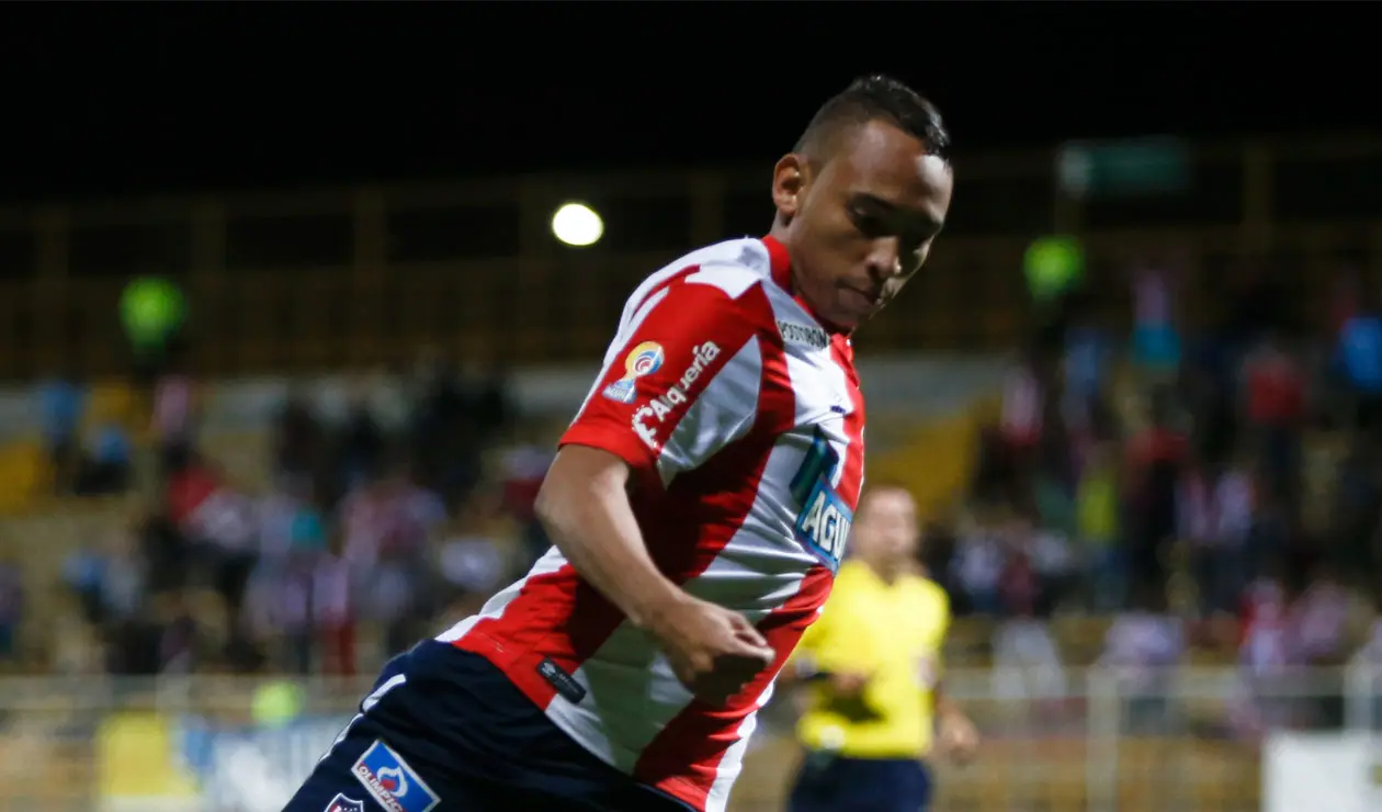 Jarlan Barrera fue relacionado para fichar por Nacional en enero