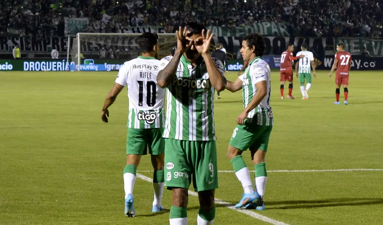 Jefferson Duque en la celebración de su gol frente a Patriotas.