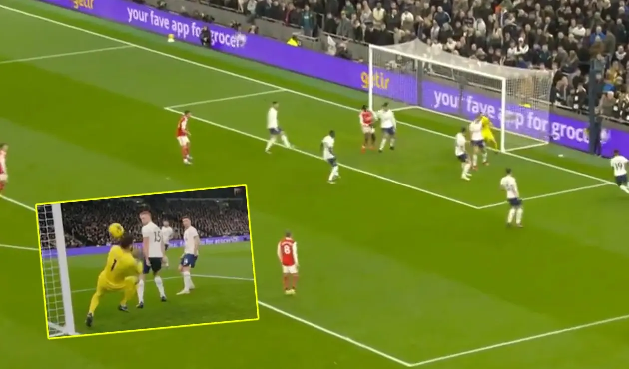 Le cobran a Lloris mala jugada frente al Arsenal
