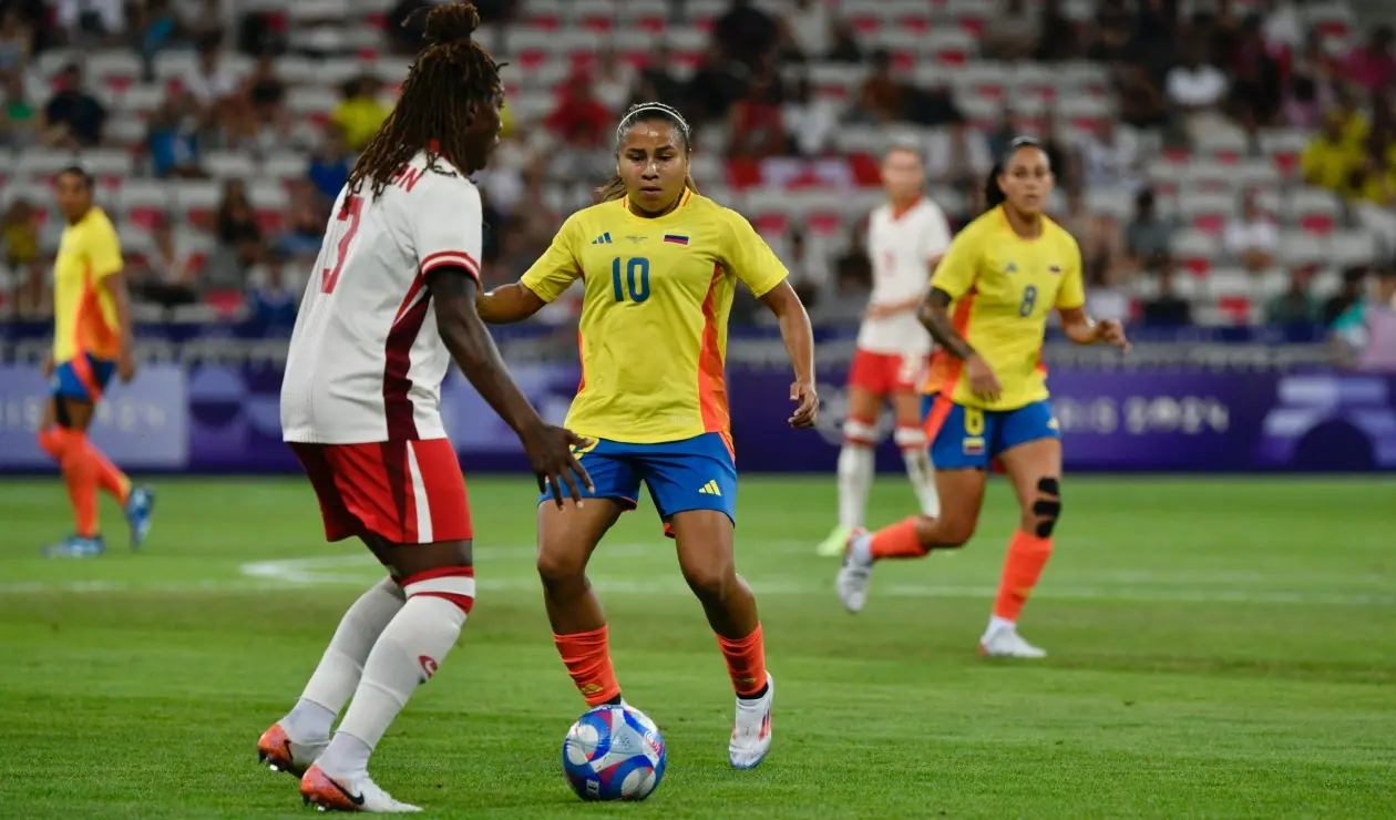 Leicy Santos vs Canadá