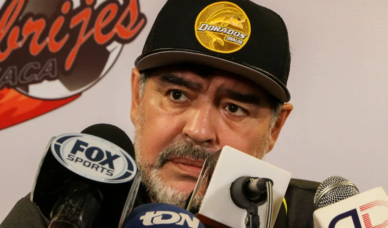 Diego Maradona, técnico de Dorados de México, cuestionó la capacidad de liderazgo de Messi