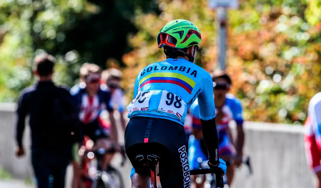 Un corredor de la Selección Colombia durante los mundiales de ciclismo en Austria