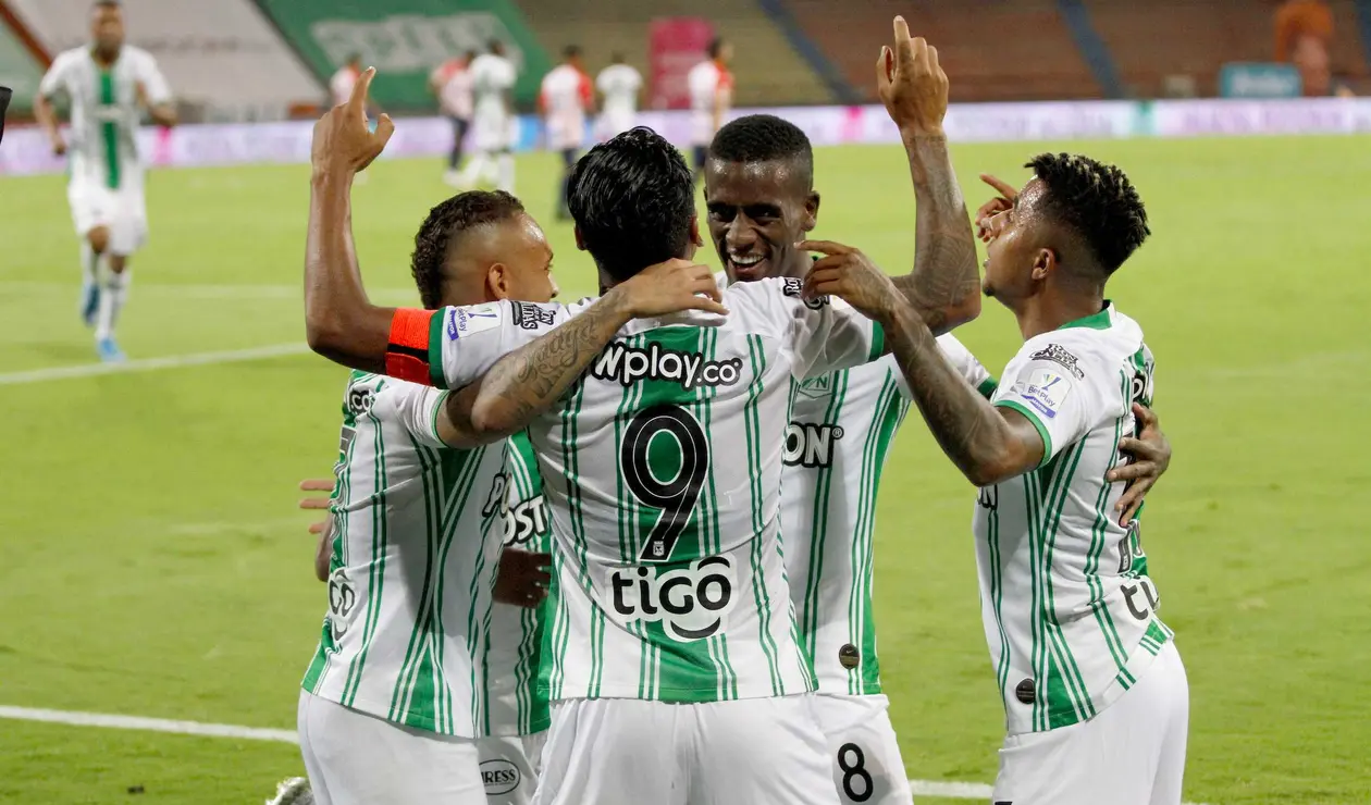 Atlético Nacional, Junior