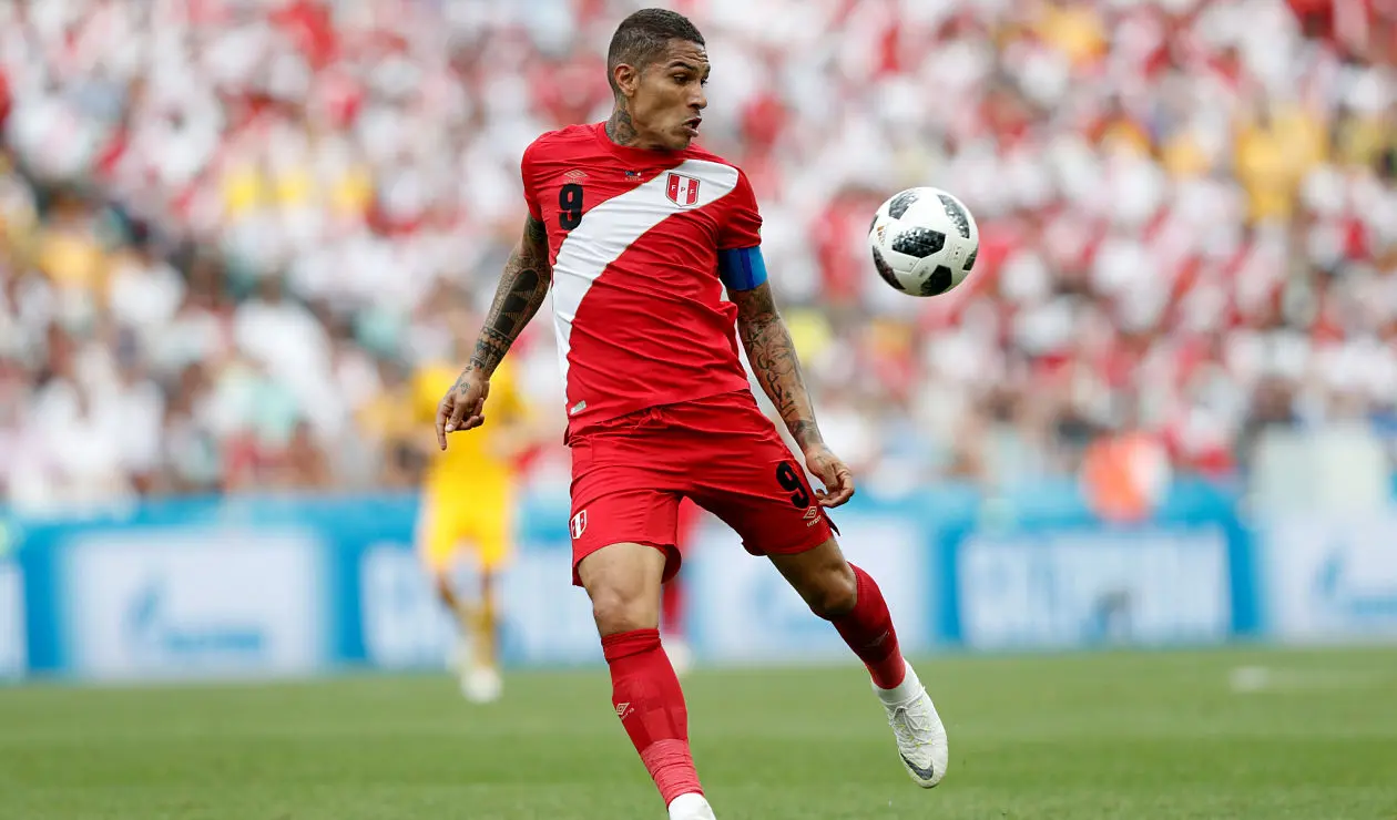 Paolo Guerrero generó asistencia y marcó gol ante Australia
