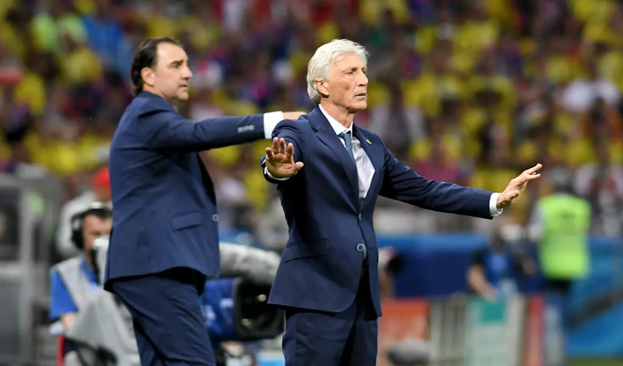 José Pékerman dirigiendo a la Selección Colombia