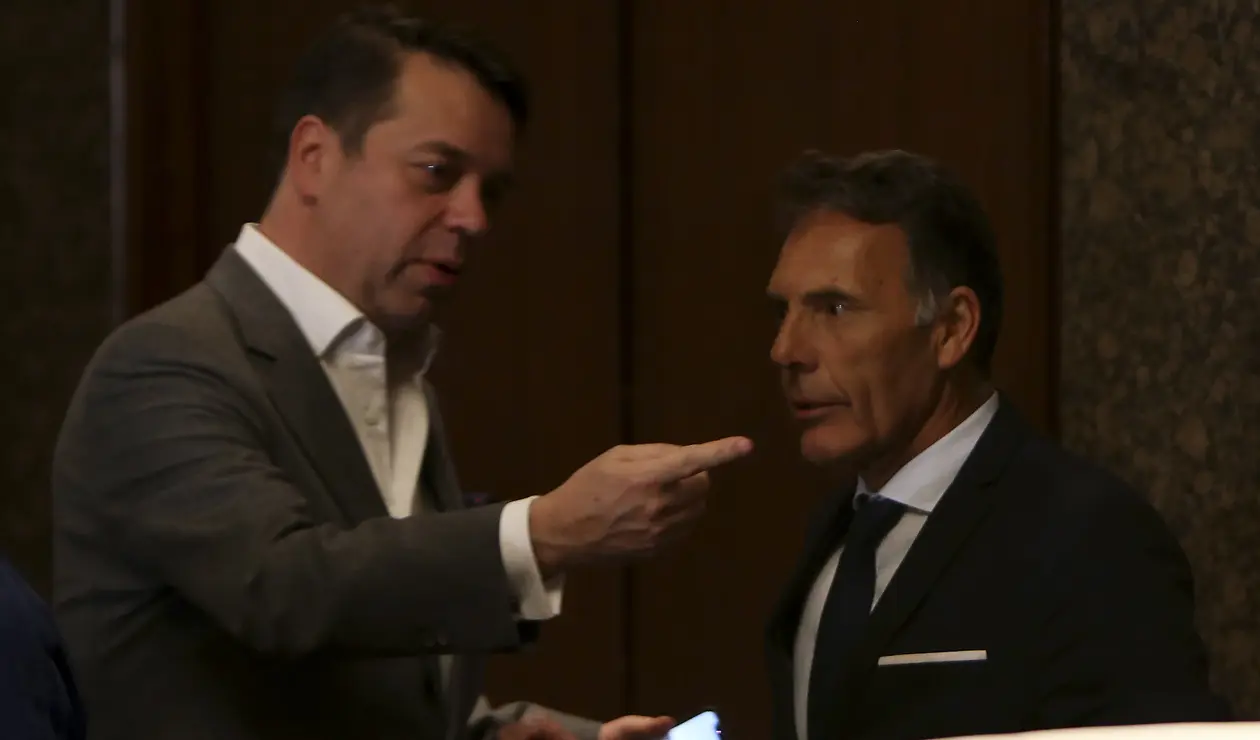 Gustavo Serpa, accionista del club y Miguel Ángel Russo