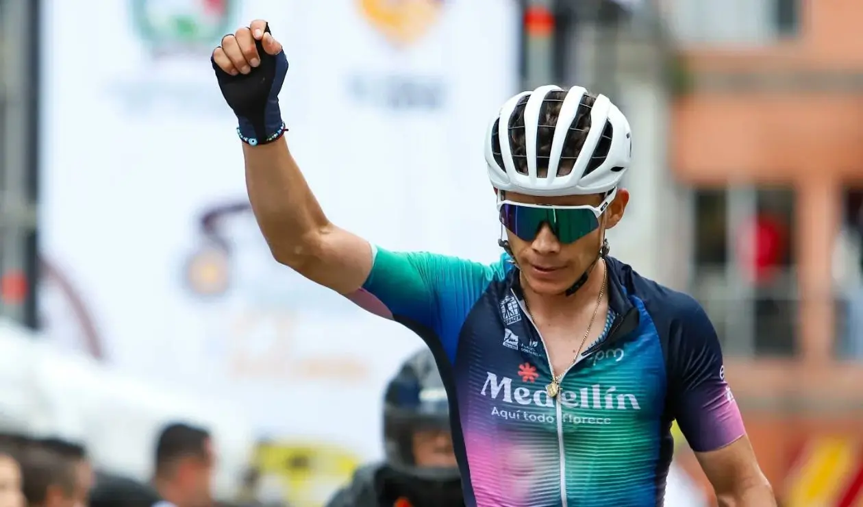 Superman López es suspendido por la UCI