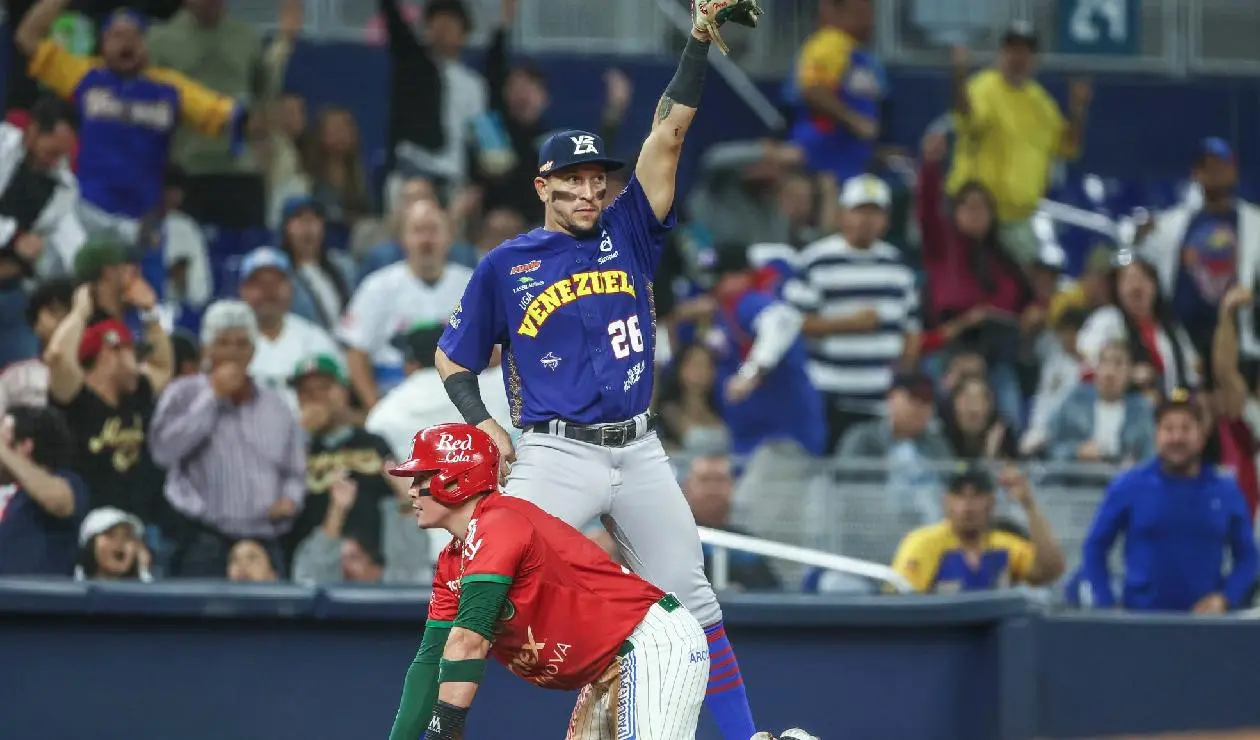 Tiburones de La Guaira - Serie del Caribe