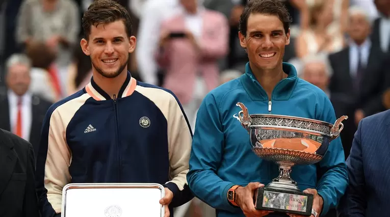 Dominic Thiem y Rafael Nadal en la premiación de Roland Garros  
