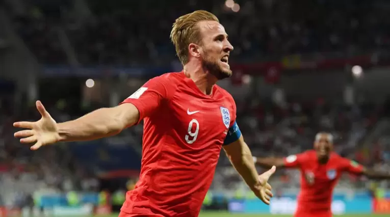 Harry Kane celebrando el gol del triunfo de Inglaterra sobre Túnez