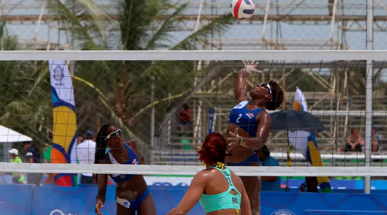 República Dominicana cayó ante Colombia en el voleibol playa de los Voleibol playa de los Juegos Centroamericanos y del Caribe Barranquilla 2018 