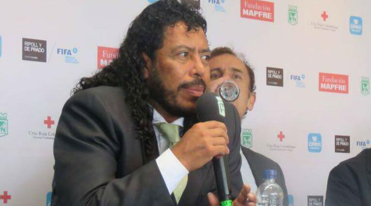 René Higuita en rueda de prensa