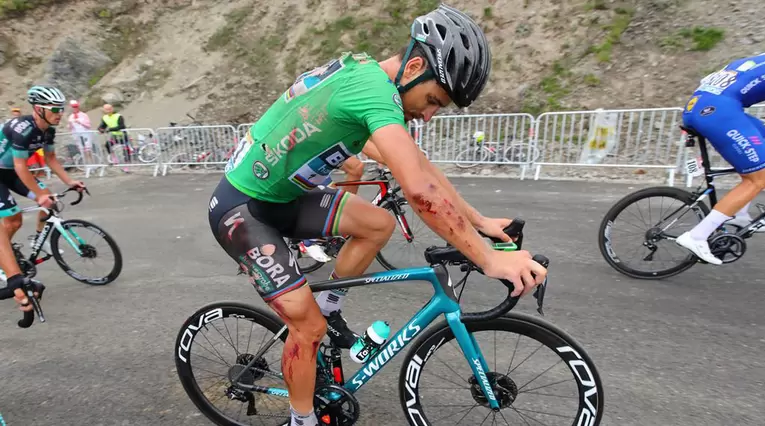 Peter Sagan se cayó en la etapa 17 del Tour de Francia