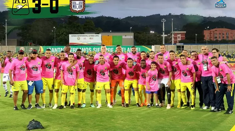 Atlético Bucaramanga contra el cáncer de seno