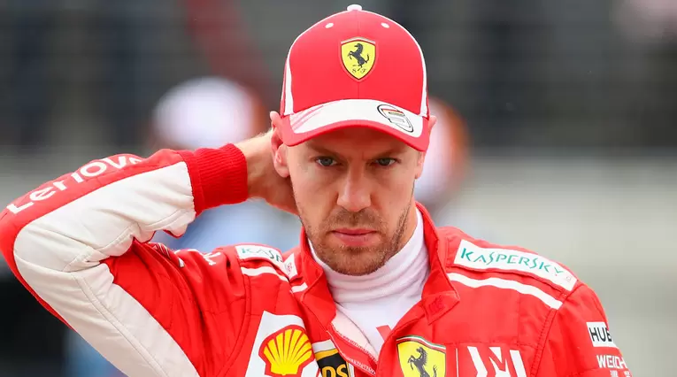 Sebastian Vettel escolta a Lewis Hamilton en la general de la Fórmula 1