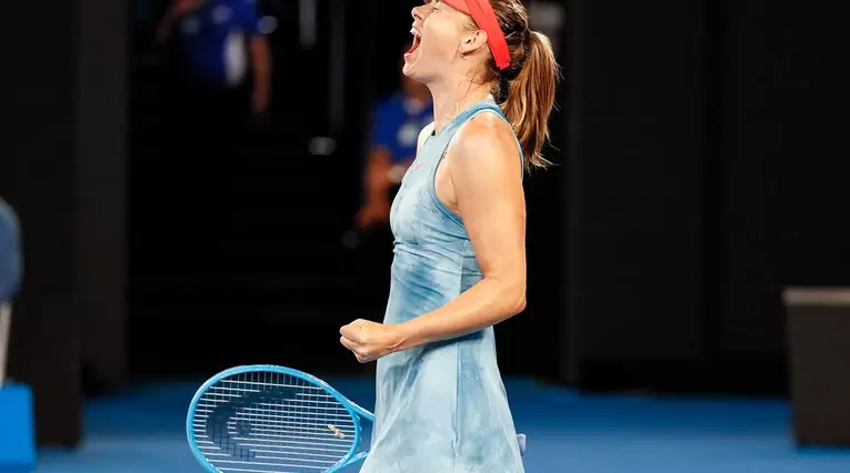 María Sharapova se impuso ante Wozniacki.