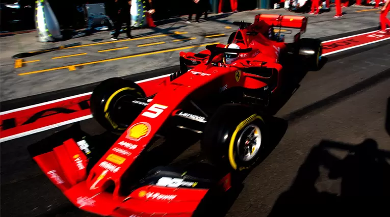 Sebastian Vettel durante la sesión de clasificación en el Gran Premio de Australia