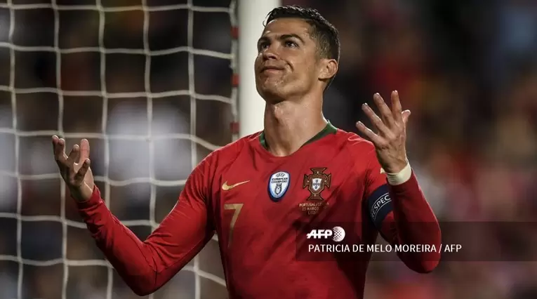 Cristiano Ronaldo en el partido de Portugal frente a Serbia en las eliminatorias