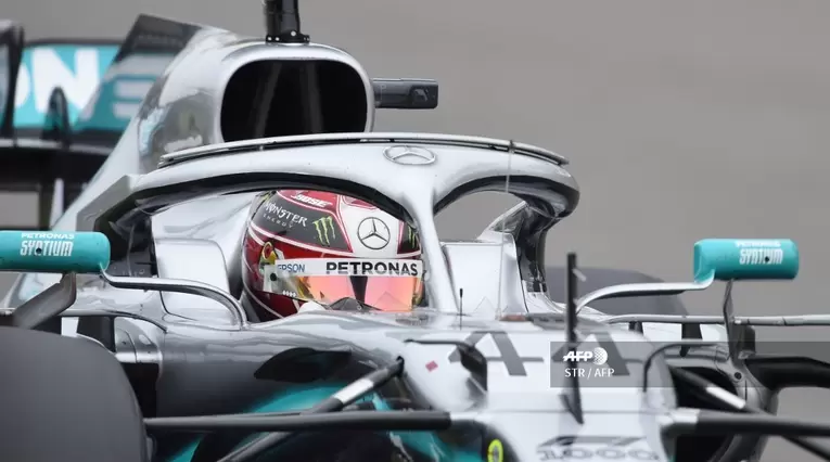 Lewis Hamilton durante el Gran Premio de China de la Fórmula 1 2019.