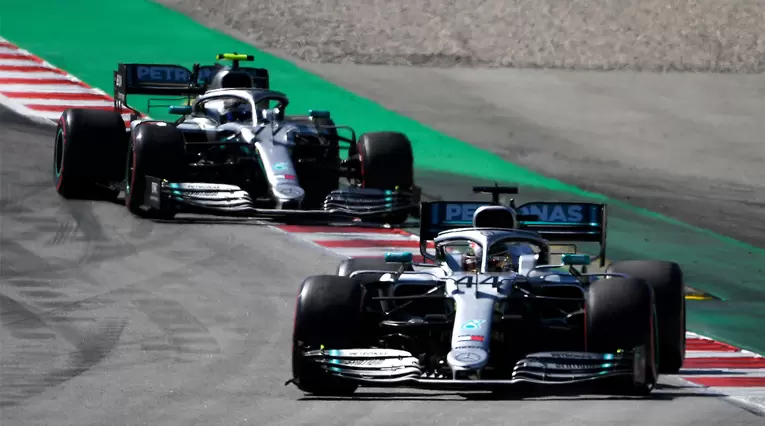Lewis Hamilton y Valtteri Bottas en el Gran Premio de España de Fórmula 1