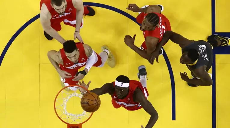 Warriors vs Raptors - cuarto juego final NBA