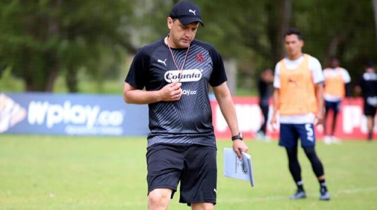 Aldo Bobadilla, técnico de Independiente Medellín
