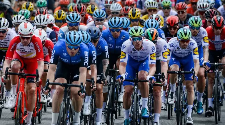 Richie Porte ganó este jueves en solitario la tercera etapa de la Vuelta Down Under 