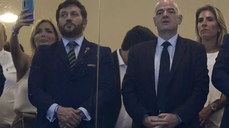 Alejandro Domínguez (Conmebol) y Gianni Infantino (FIFA)