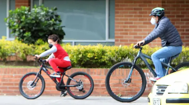 Coronavirus en Colombia / Niños regresan a las calles / Coronavirus en Bogotá