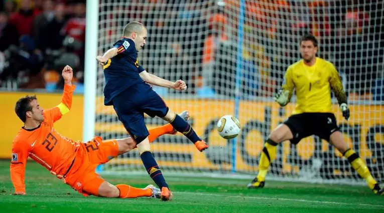 Iniesta, gol de España ante Países Bajos en la final