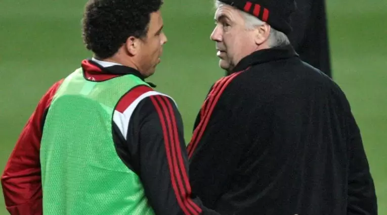 Ronaldo Nazario y Carlo Ancelotti