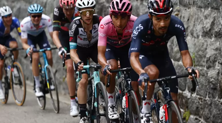 Egan Bernal, Daniel Felipe Martínez, Giro de Italia 2021