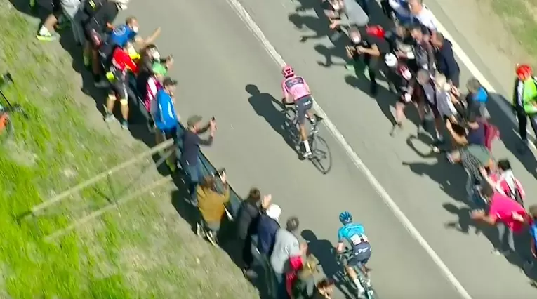 Egan Bernal, ataque Giro de Italia, etapa 11