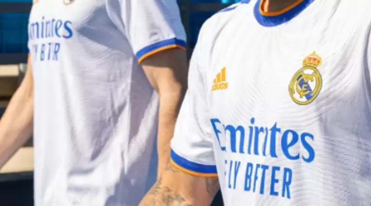 Camiseta Real Madrid 2021 - 22