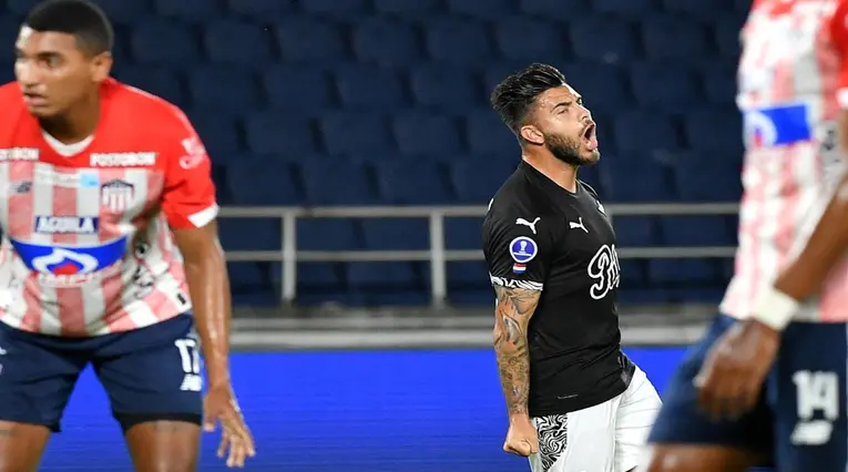 Héctor Villalba, jugador de Libertad