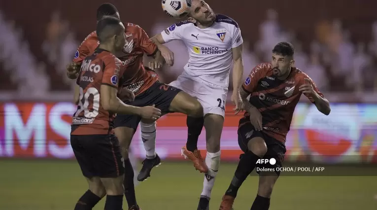 Liga de Quito vs Paranaense