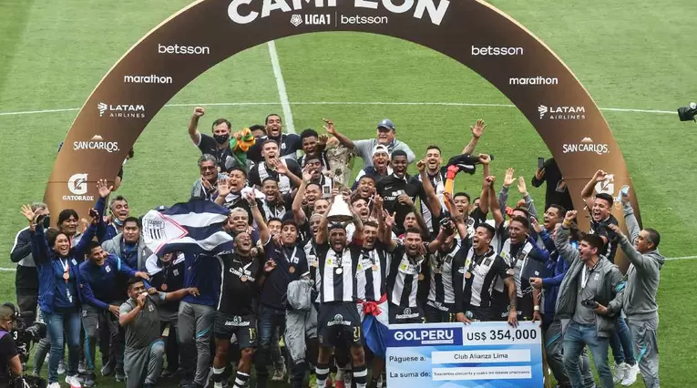Alianza Lima - Campeón del Perú 2021