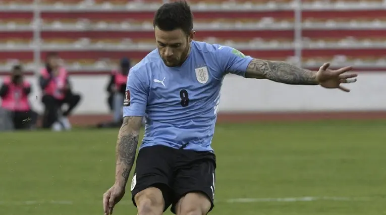 Nahitan Nández